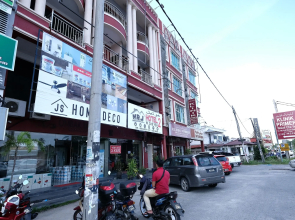 OYO 717 MR J Hotel Wakaf Che Yeh 2