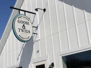Goose & Twigs