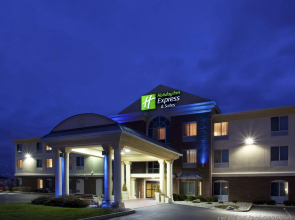 Holiday Inn Express Hotel & Suites Cincinnati-Blue Ash by IHG