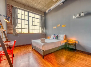 Sosuite 2BR Apt w W D Gym On-site Restaurant