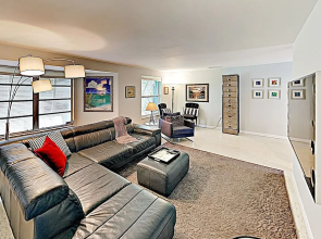 12722 Chatham Dr Home