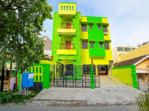 OYO 91283 Sg Premium Guest House