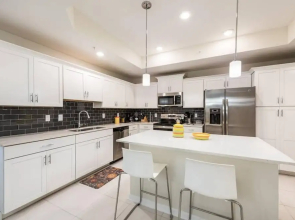 3BR Apartment - Great Location Super Comfort