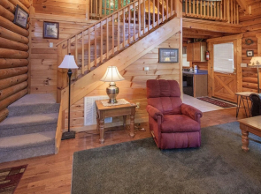 Cozy Creekside by Eagles Ridge Resort