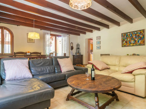 CAN CAPULLA 8 - Chalet with private garden in Ses Covetes. Free WiFi.