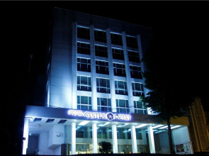 Hotel Centre Point