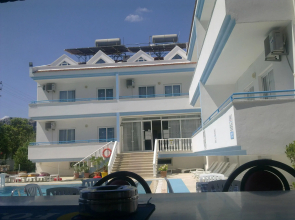 Huner Apartments