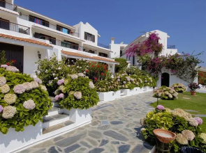 Bella Vista Village