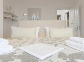 FIRST SELLIN Apartement 13