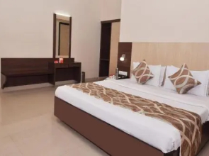 Sivamurugan Hotels