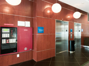 Wyndham Garden Long Island City Manhattan View Hotel