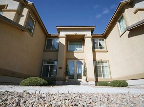 Jewel Estates - Golf Cribs