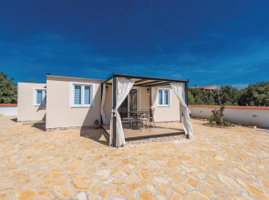 Beautiful Home in Pakostane With 2 Bedrooms, Outdoor Swimming Pool and Wifi