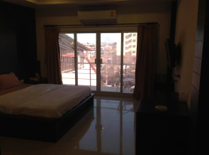 Marfru Cafe and Guest House