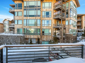 Luxury Five Bedroom Private Home with stunning Park City views 5 Home by RedAwning