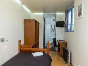 Riverlands Roadhouse Motel