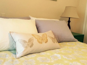 Casa Del Rio by Gamalos Group