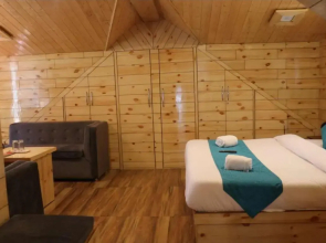 Eden Hotel and Resort