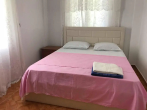 Feti Xhone Apartment