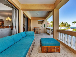 Hol Chan Reef Resort & Villas