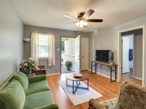 Walk to Dining & Shops: Dtwn Brookhaven Home!