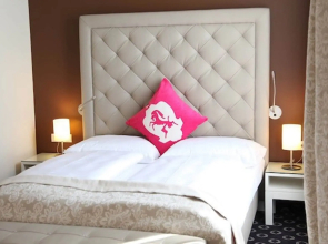 Villa Carlton - Adults Only