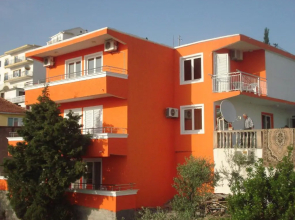 Apartments Djakonovic