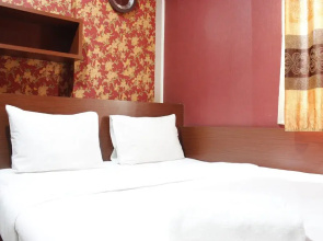 Parquette 2BR Gateway Ahmad Yani Cicadas Apartment