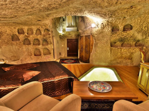 Harman Cave Hotel