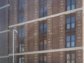 Spacious 1 Bed Luxury St Albans Apartment - Free WiFi & Movies also Free Parking.