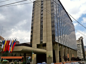 Real Plaza Hotel & Convention Center