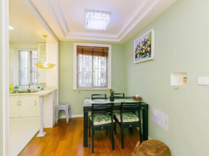 D1 Disney Blue Guest House