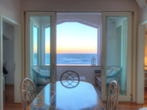 Villa Lilla Attic on the beach