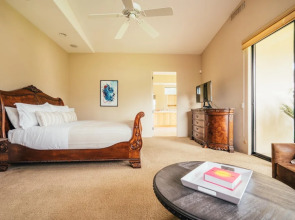 Firefly by AvantStay