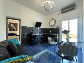 Mini Palais - Beachfront, 5 min center, terrace