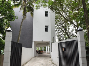 The Green' Apartments