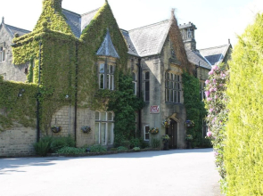 Oakwood Hall