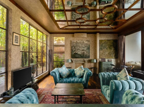 Villa Manis Beachfront