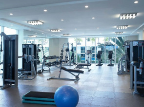 Отель Grand Beach Hotel Surfside West