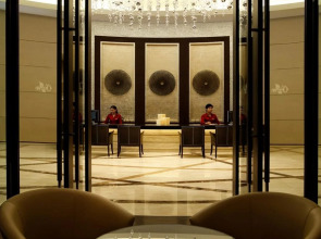 Sathorn Vista, Bangkok - Marriott Executive Apartments