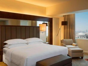 Sheraton Mall of the Emirates Hotel, Dubai