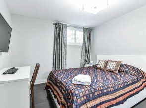 Markham Luxurious Home