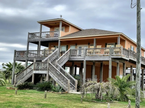 Seaside Merryment 4 Bedroom Home