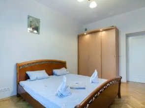 Three Bedrooms Apartment,   Doroshenka ,57