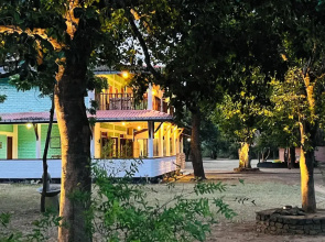 Funky Leopard Safari Lodge Bordering Yala National Park - Hostel
