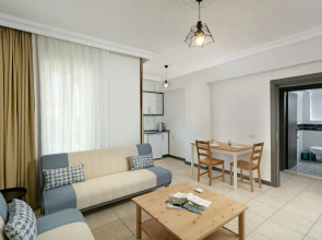 Отель Marvida Happy Suites