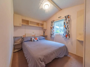 Newton Stewart-sleeps 6-pool-parking-pet Friendly