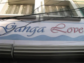 Ganga Love Luxe Paying Guest House