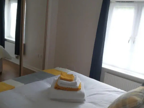 Watford Metro Apartment