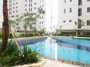 Roomku at Bassura City Apartment